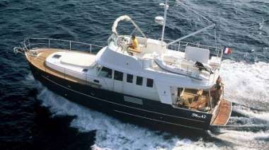 BENETEAU SWIFT TRAWLER 42 13m60 de long