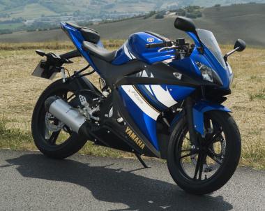 Yamaha
 YZF 125R