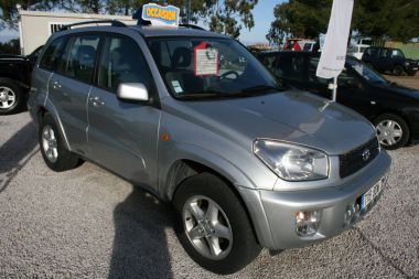 TOYOTA RAV4