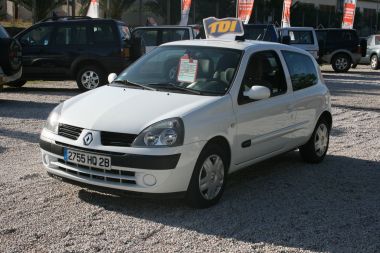 RENAULT CLIO