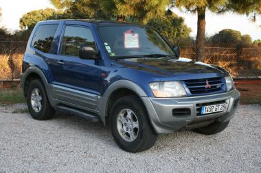 MITSUBISHI PAJERO