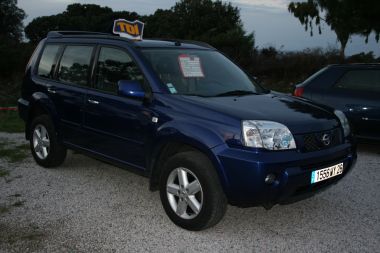 NISSAN
 X-TRAIL