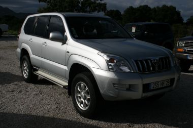 TOYOTA LAND CRUISER