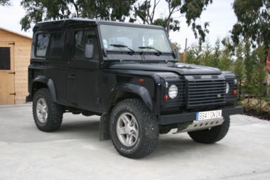 LAND ROVER
 90 DEFENDER