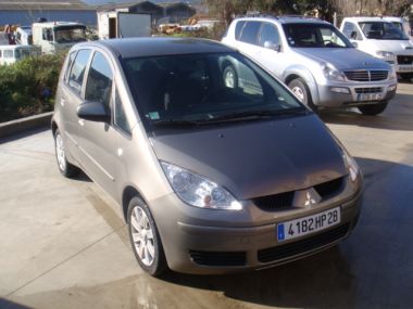 MITSUBISHI COLT