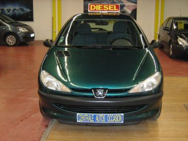 PEUGEOT 206