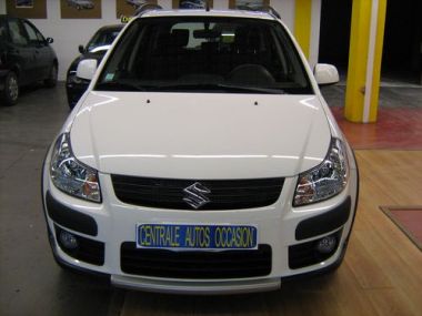 SUZUKI
 SX4