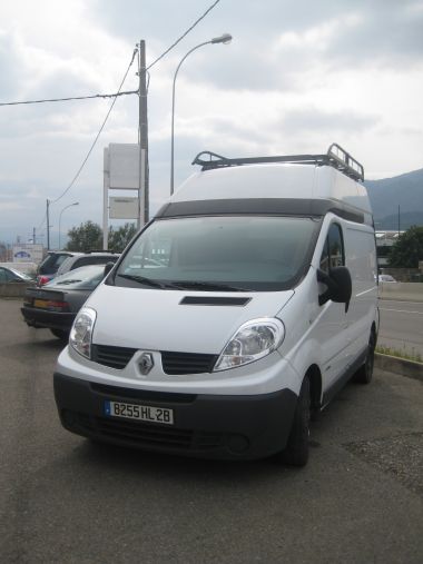 RENAULT TRAFIC