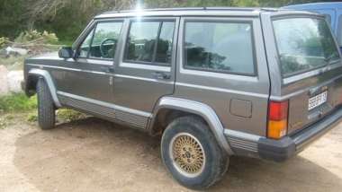 JEEP CHEROKEE