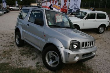 SUZUKI
 JIMNY