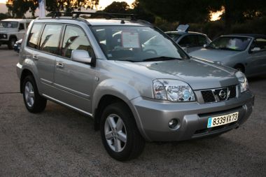 NISSAN
 X-TRAIL