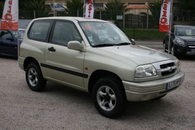 SUZUKI
 VITARA