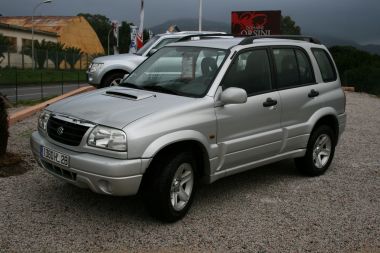 SUZUKI
 GRAND VITARA