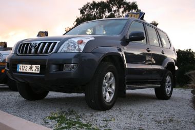 TOYOTA LAND CRUISER