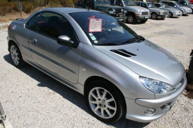 PEUGEOT 206