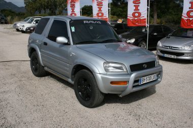 TOYOTA RAV