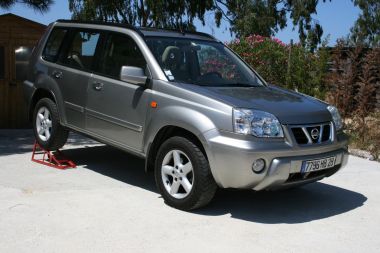 NISSAN
 X-TRAIL