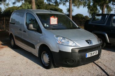 PEUGEOT PARTNER