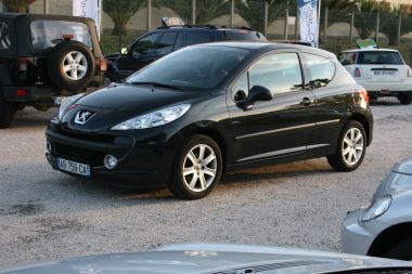 PEUGEOT 207