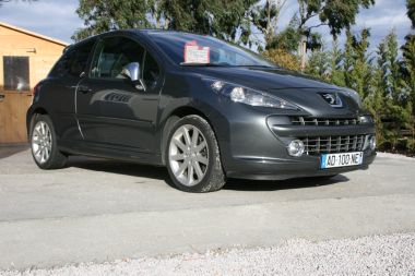 PEUGEOT 207