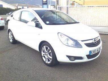 OPEL
 CORSA