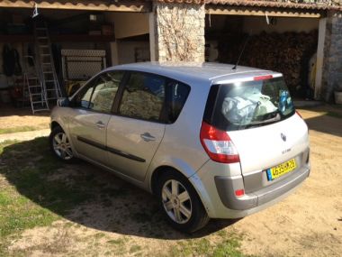 RENAULT SCENIC