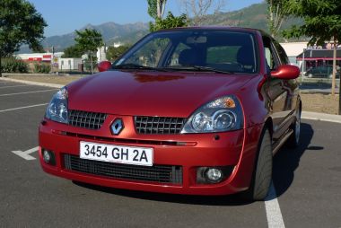 RENAULT CLIO