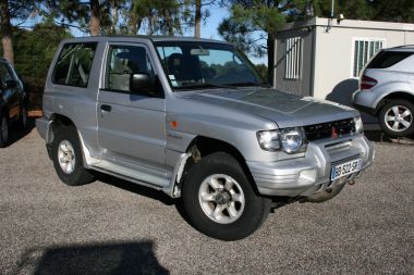 MITSUBISHI PAJERO