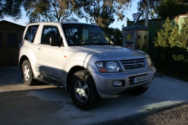 MITSUBISHI PAJERO