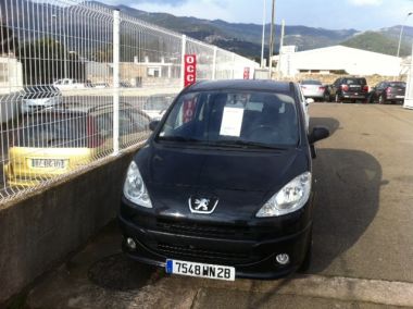 PEUGEOT 1007