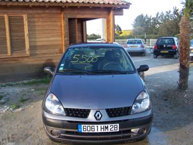 RENAULT CLIO