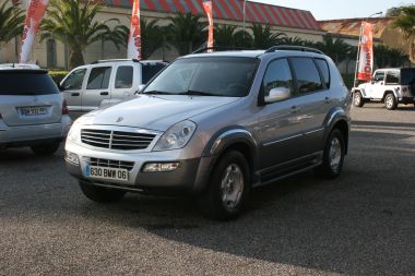 SSANGYONG
 REXTON