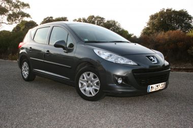 PEUGEOT 207