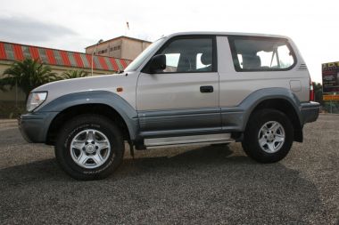 TOYOTA LAND CRUISER