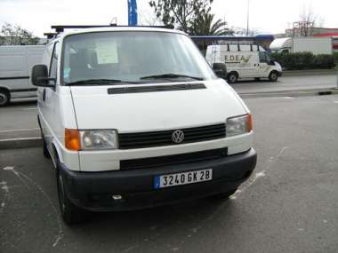 VOLKSWAGEN TRANSPORTER