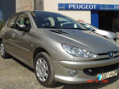 PEUGEOT 206