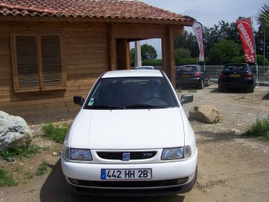 SEAT IBIZA