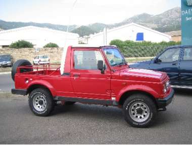 SUZUKI
 SAMURAI