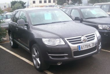 VOLKSWAGEN TOUAREG