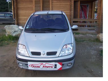 RENAULT SCENIC