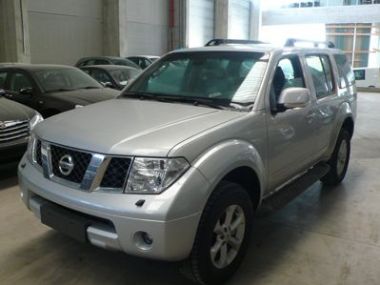 NISSAN
 PATHFINDER