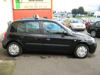 RENAULT CLIO