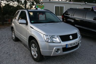 SUZUKI
 GRAND VITARA