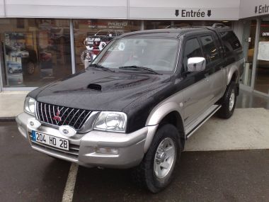 MITSUBISHI L200