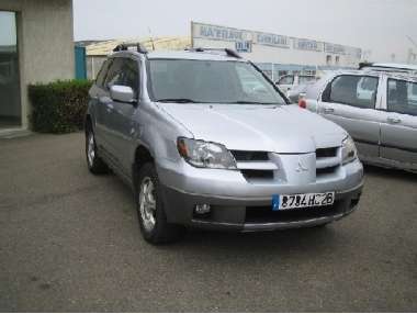 MITSUBISHI OUTLANDER