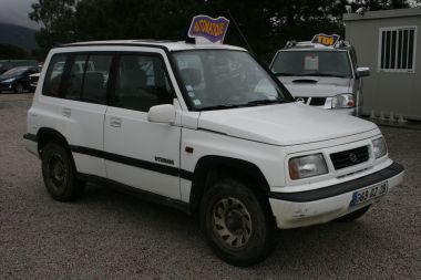 SUZUKI
 VITARA