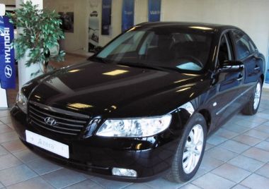 HYUNDAI Azera