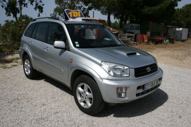 TOYOTA RAV4